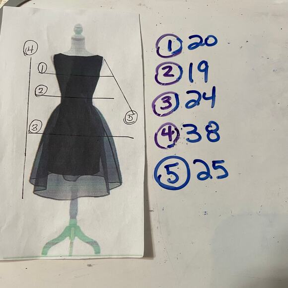 EUC - Neerus Jira Embellished Kurta w/ Dupatta - Picture 5 of 8